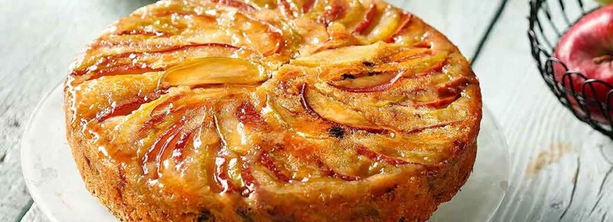 Εύκολη μηλόπιτα ανάποδη από το Γαστρονόμο. Η καλύτερη συνταγή για μηλόπιτα αναποδογυριστή, με τους ζαχαρωμένους χυμούς να στάζουν στην τραγανή ζύμη!