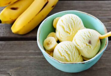 Φτιάχνουμε εύκολα και γρήγορα απολαυστικό παγωτό μπανάνα