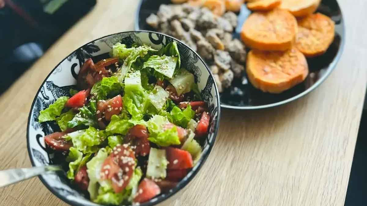 Η πιο νόστιμη και ελαφριά σαλάτα που έχεις φάει ποτέ.